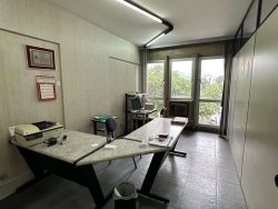 Conjunto comercial no Centro de Santos  à venda – 2 salas, 2