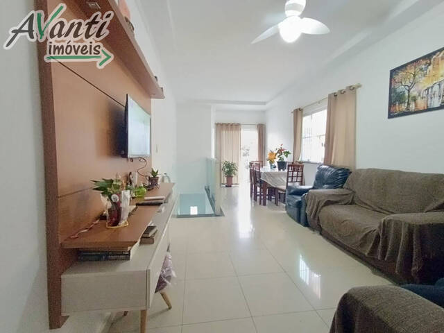 #177-11 - Casa para Venda em Santos - SP - 2