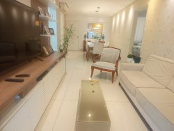 #066-10 - Apartamento para Venda em Santos - SP