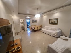 Apartamento à venda no Boqueirão em Santos