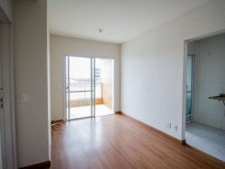 #077-10 - Apartamento para Venda em Santos - SP