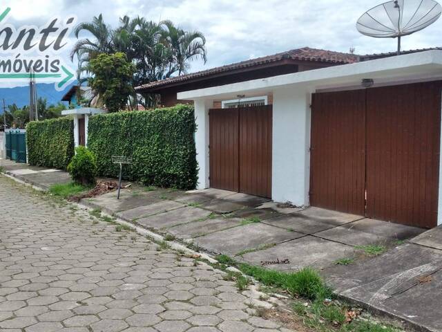 Casa à venda com 7 dormitórios  1 suíte 534 m² Pontal da