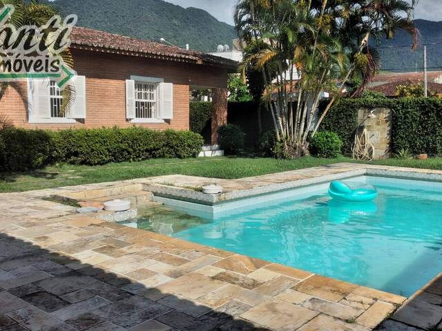 Casa à venda com 7 dormitórios  1 suíte 534 m² Pontal da