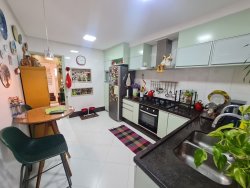 #222-2 - Apartamento para Venda em Santos - SP