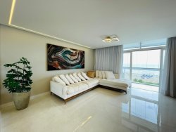 Apartamento de 3 dormitórios no Gonzaga, Santos. Vista mar, 