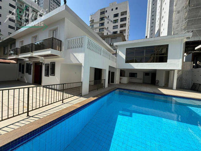 #126-9 - Casa para Venda em Santos - SP - 1