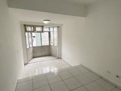 #130-9 - Apartamento para Venda em Santos - SP