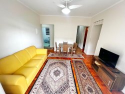 #055-10 - Apartamento para Venda em Santos - SP