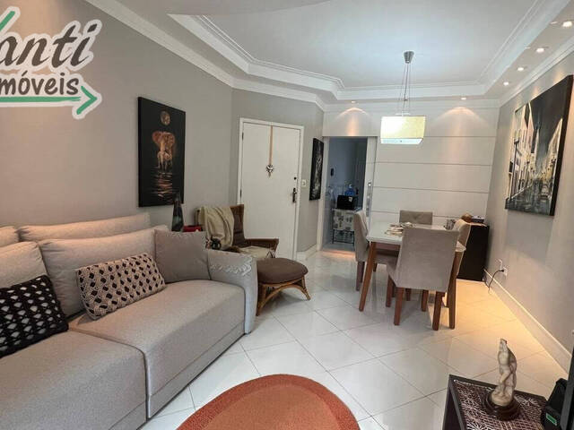 Apartamento com 2 dormitórios e 2 vagas demarcadas no bairro