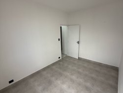 #252-11 - Apartamento para Venda em São Vicente - SP - 1