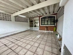 #258-11 - Sobrado para Locação em São Vicente - SP - 2