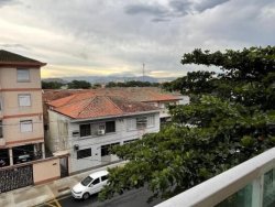 #198-11 - Apartamento para Venda em Santos - SP - 2